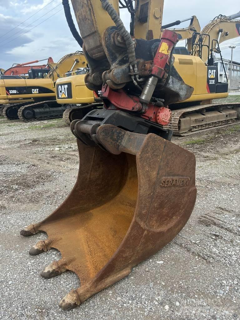 CAT 320 C L Crawler excavators