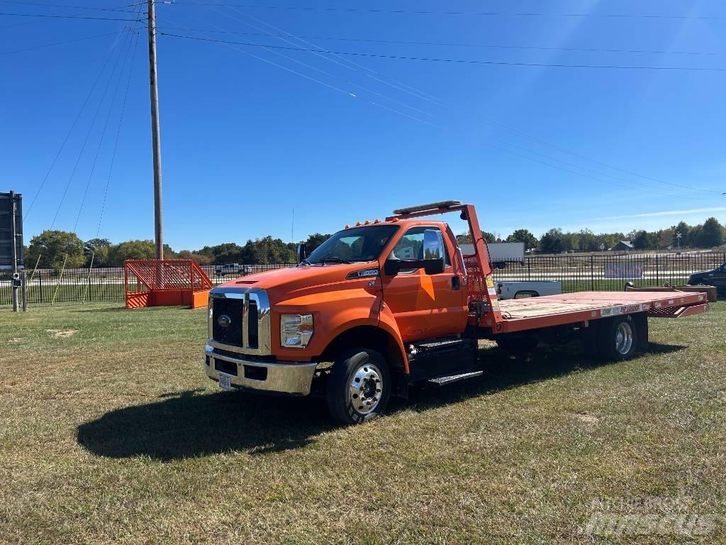 Ford F650 Flatbed / Dropside trucks