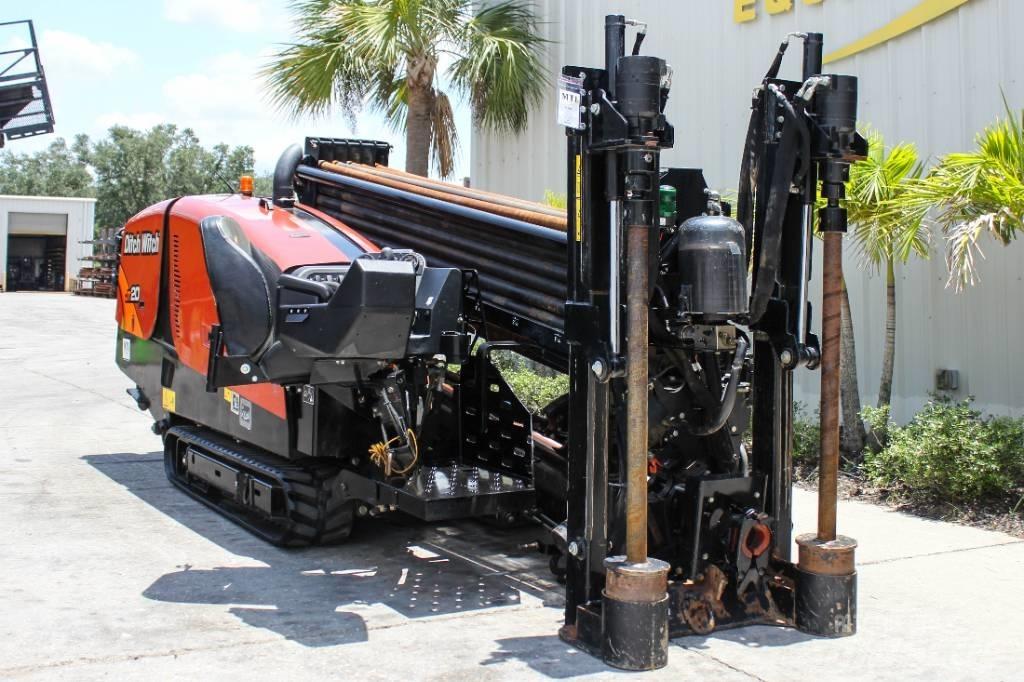 Ditch Witch JT20 Horizontal drilling rigs