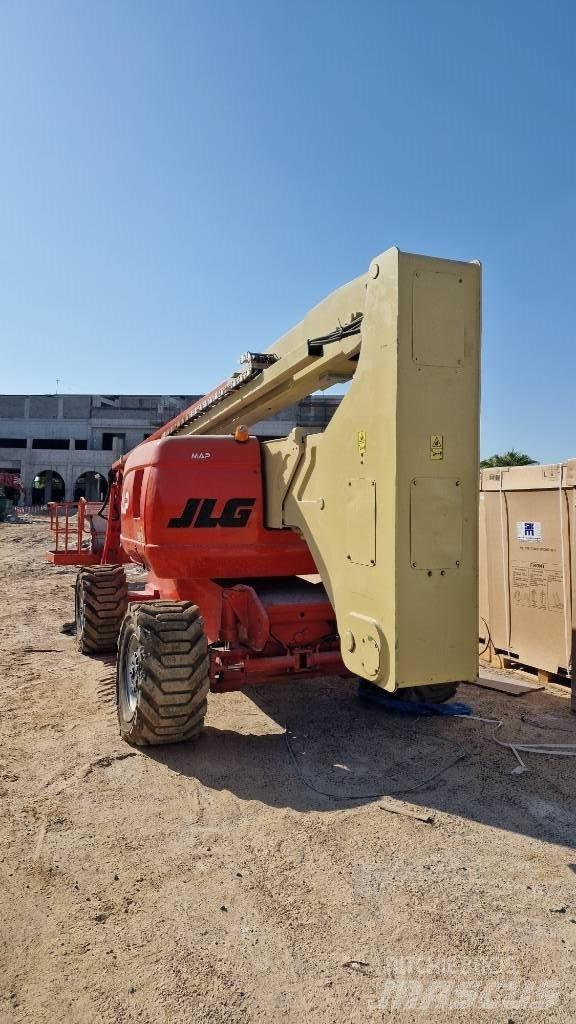 JLG 800AJ Articulated boom lifts