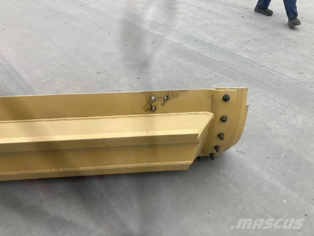 CAT 120M3 Moldboard Blades