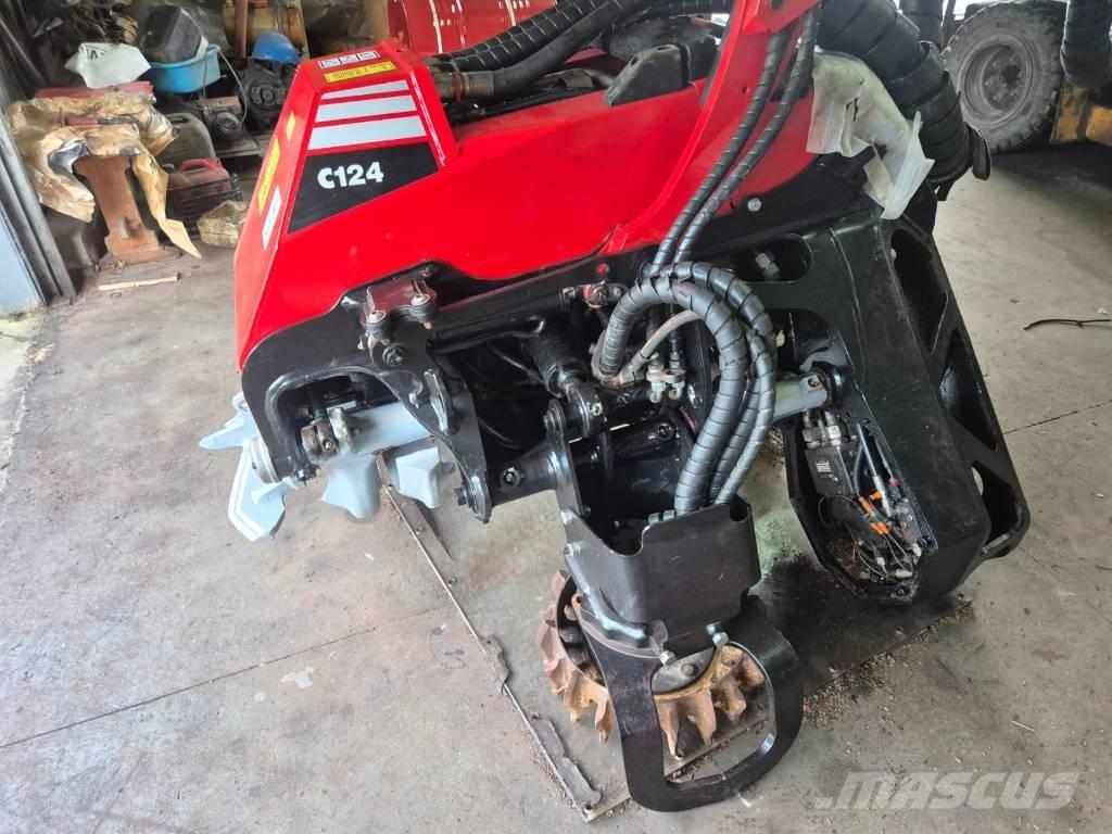 Komatsu C 124 Harvester heads