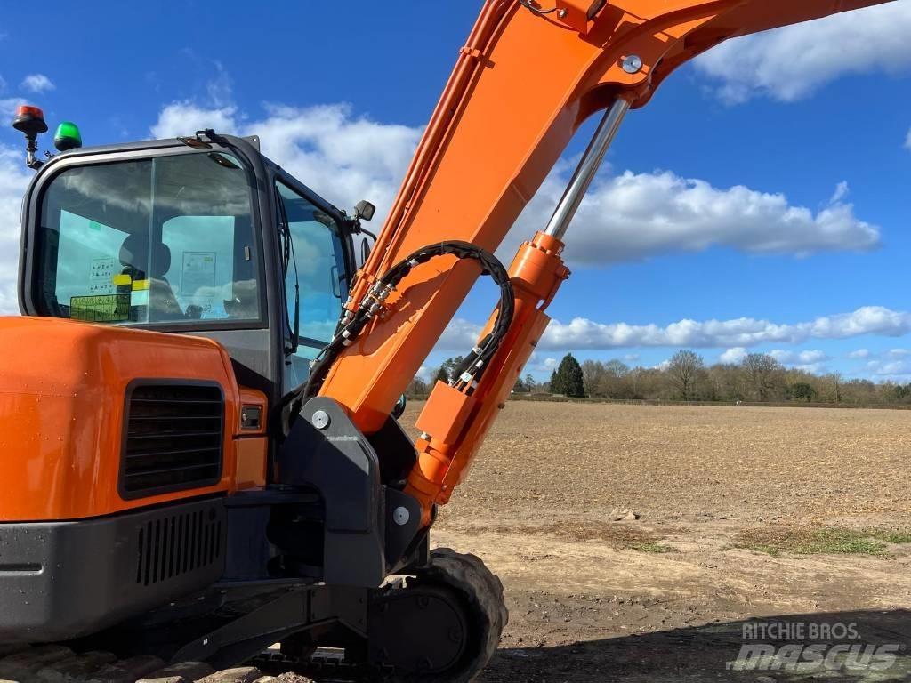 Doosan DX 85 R Mini excavators  7t - 12t