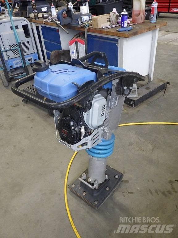 Weber SRV 620 Tampers