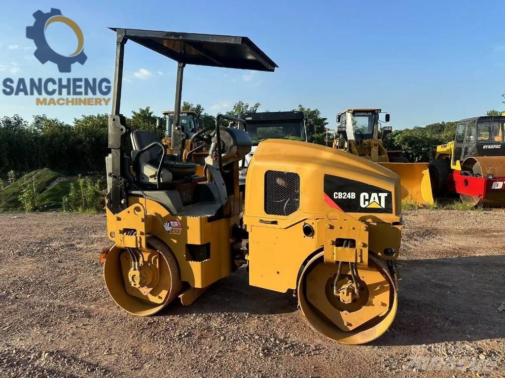 CAT CB 24 B Twin drum rollers
