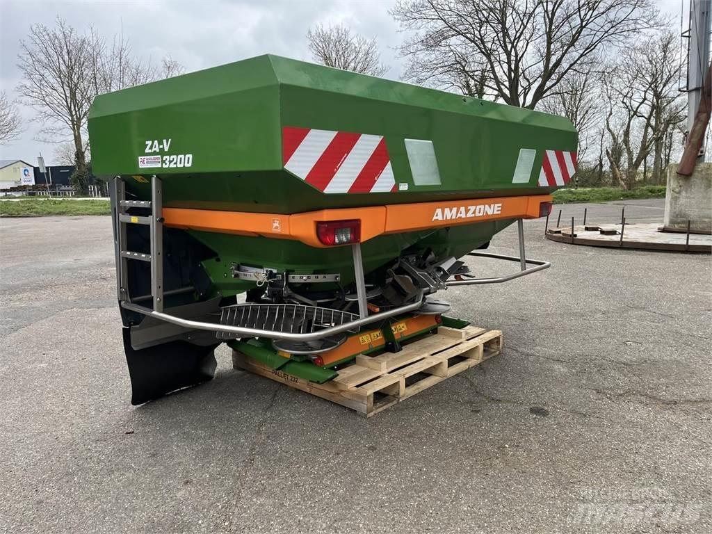 Amazone ZA-V 3200 Mineral spreaders