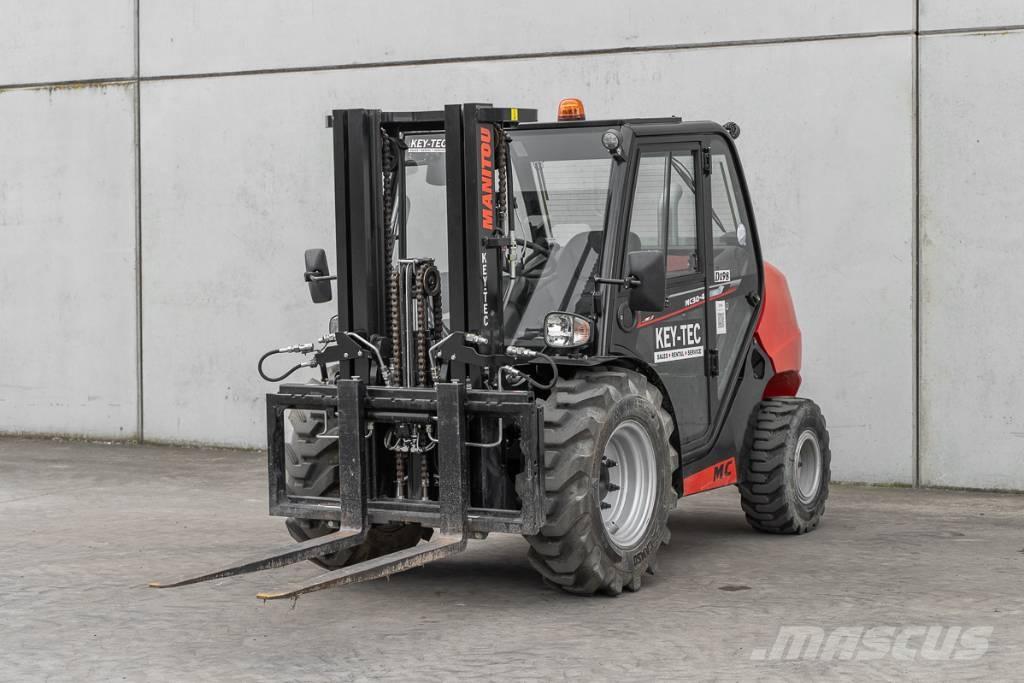Manitou MC 30-4 Diesel trucks