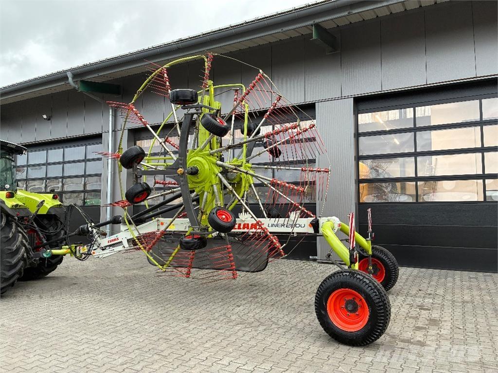 CLAAS Liner 2800 Swathers
