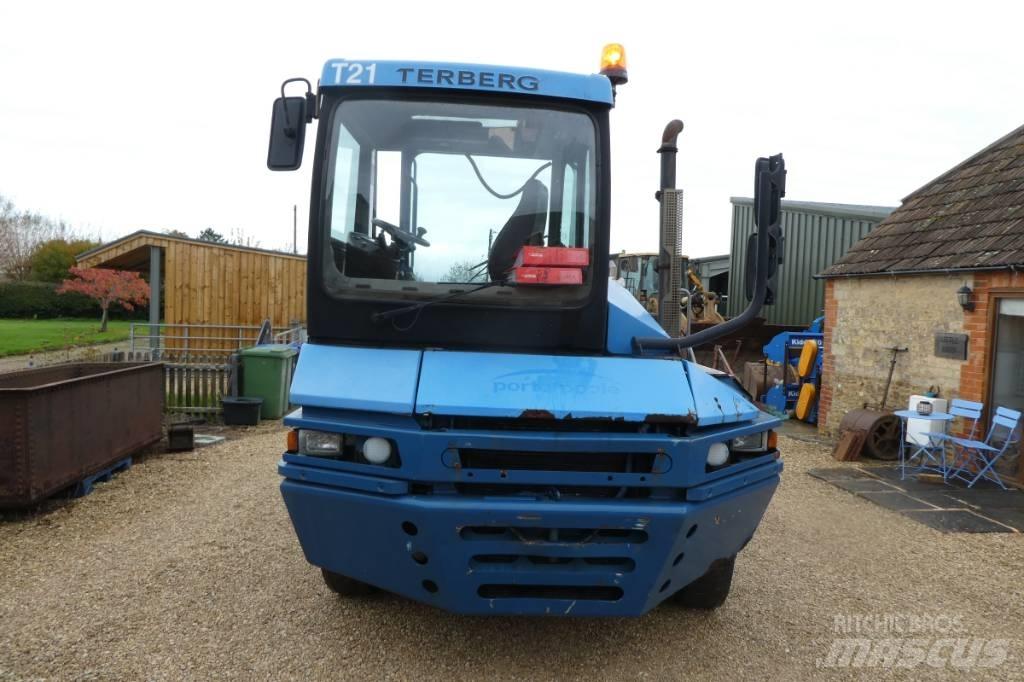 Terberg yt222 Prime Movers