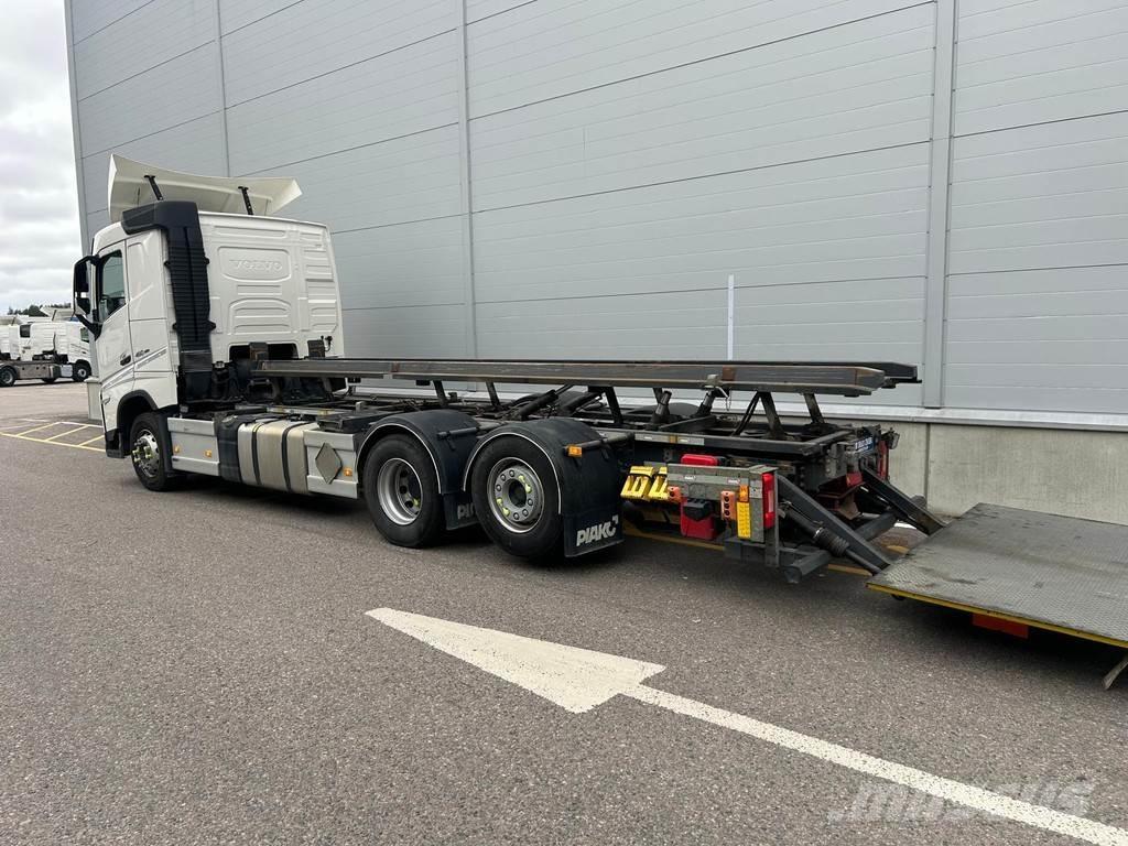 Volvo FH Demountable trucks