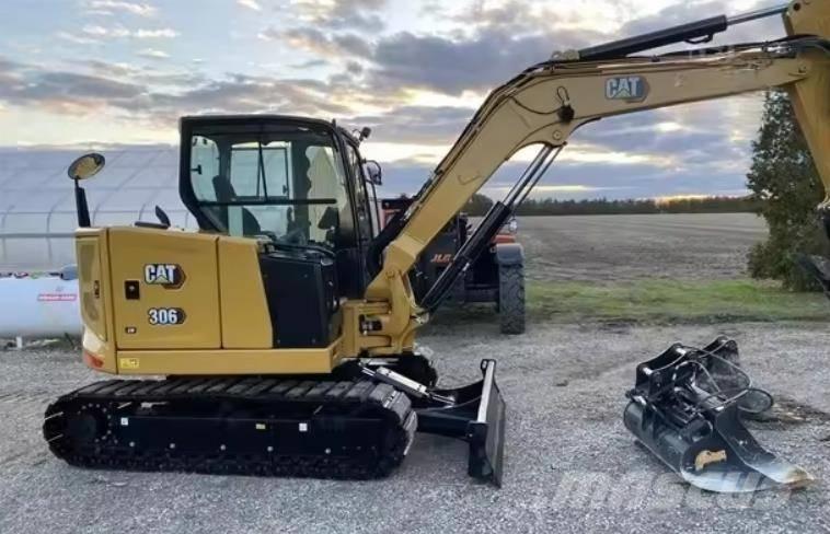 CAT 306 Mini excavators < 7t (Mini diggers)