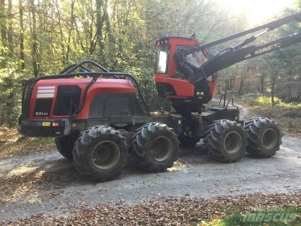 Komatsu 931 XC Harvesters