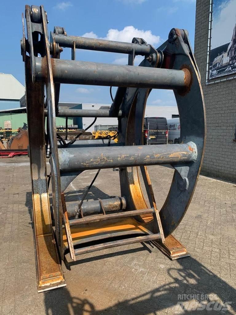 Volvo Log grab Roll clamps