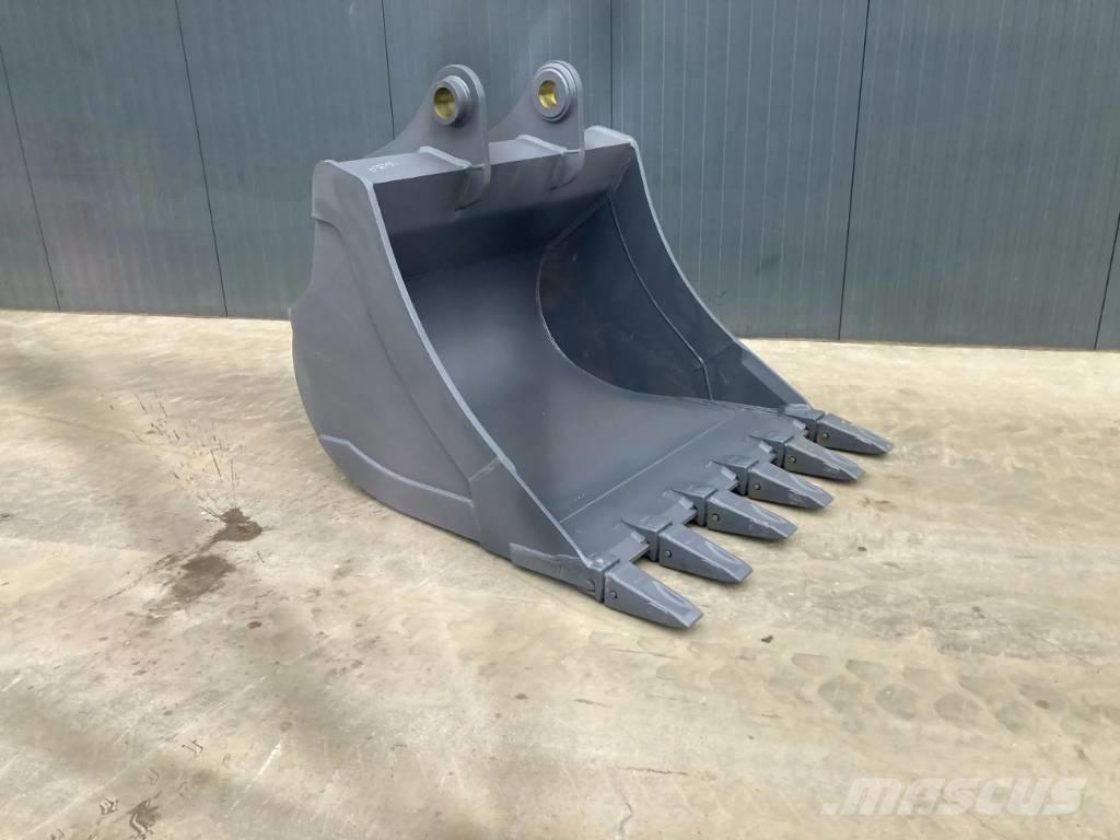 Hitachi ZX270 Buckets