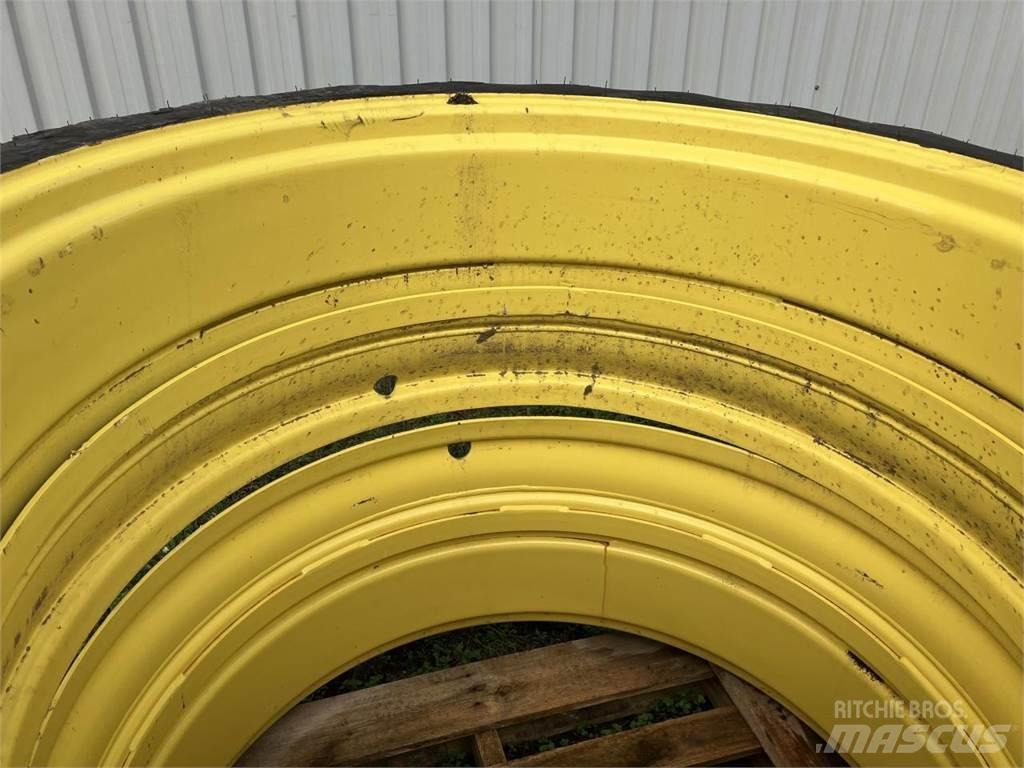 Taurus 270/95R44 Tyres, wheels and rims
