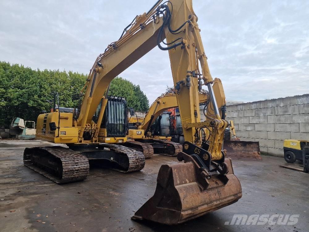 Komatsu PC 210 LC-10 Crawler excavators