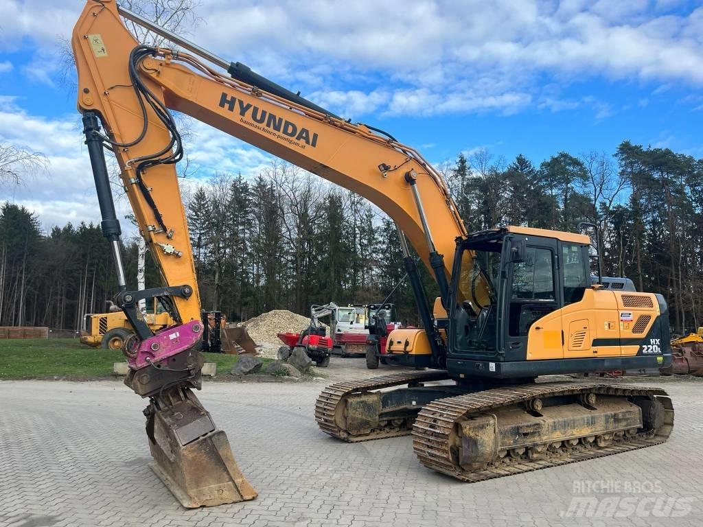Hyundai HX 220 L Crawler excavators