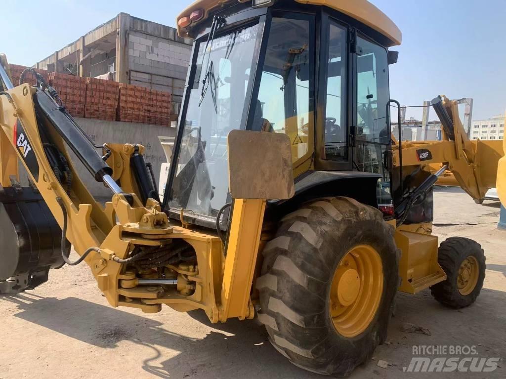 CAT 420 F2 Backhoe