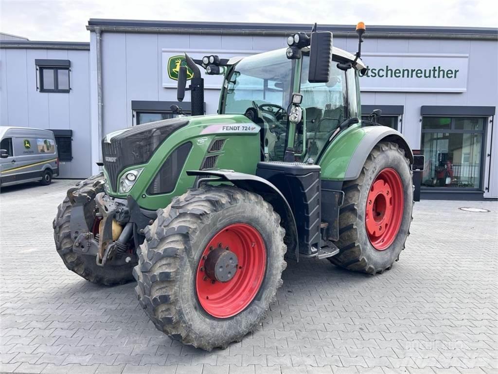 Fendt 724 Vario Tractors