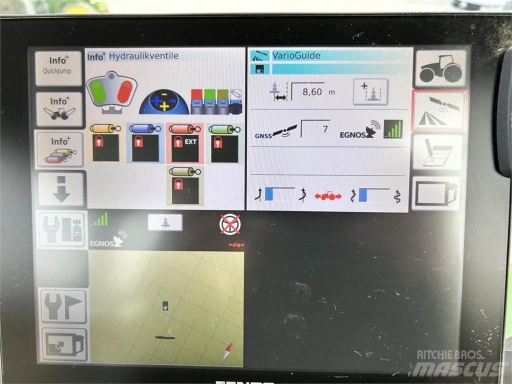 Fendt 724 Vario Tractors
