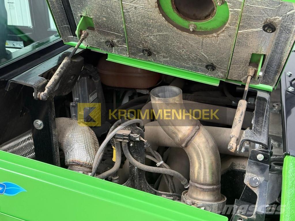 Manitou M30-4 Rough terrain truck