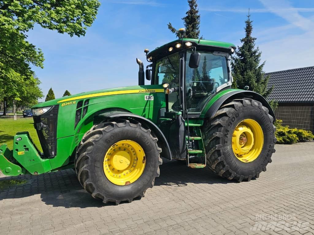 John Deere 8245 R Tractors