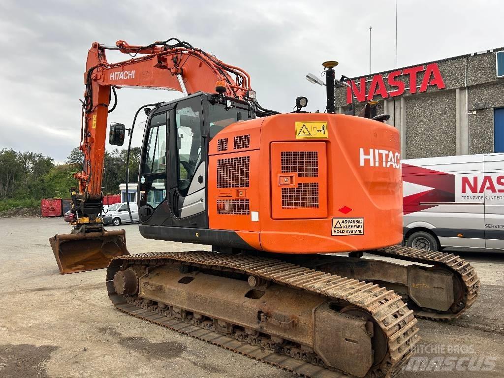 Hitachi ZX225USLC-5 Crawler excavators