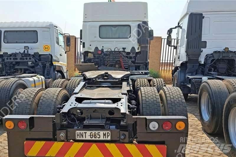 Hino 700 Other trucks