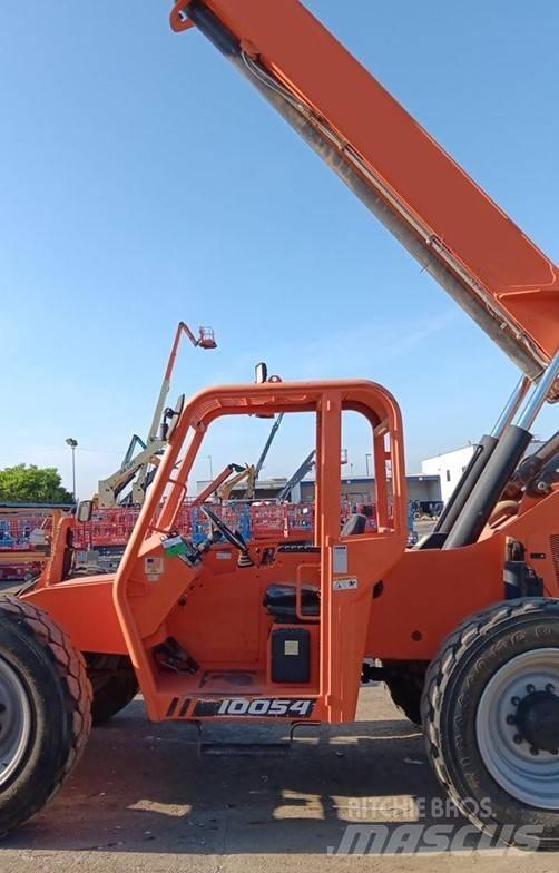 SkyTrak 10054 Telescopic handlers