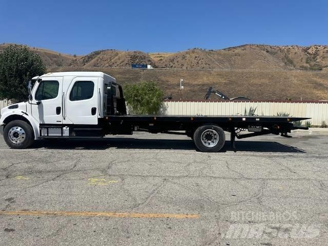 Freightliner M2 Recovery vehicles