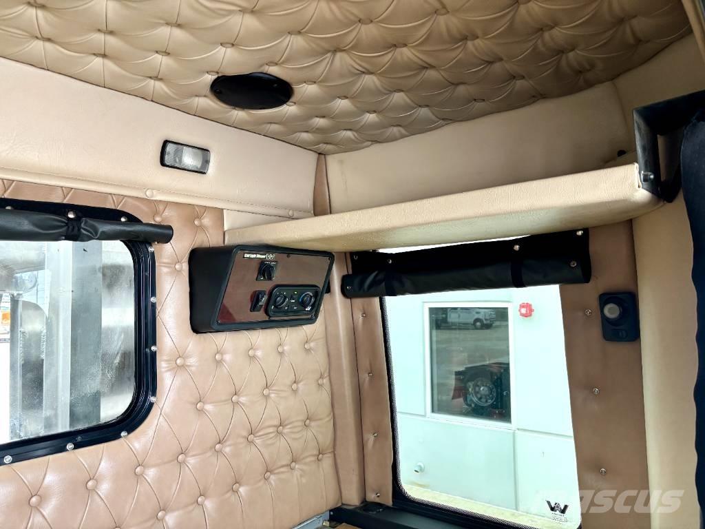 Western Star 4900 EX Prime Movers