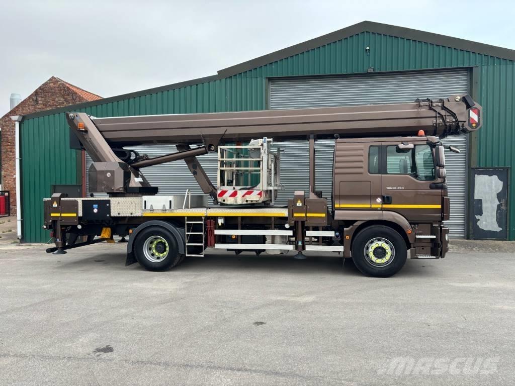 Ruthmann T380 Truck mounted platforms