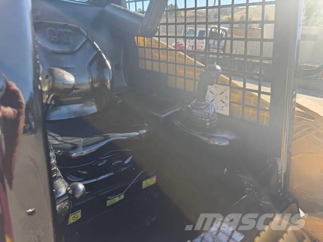 CAT 248 B Skid steer loaders