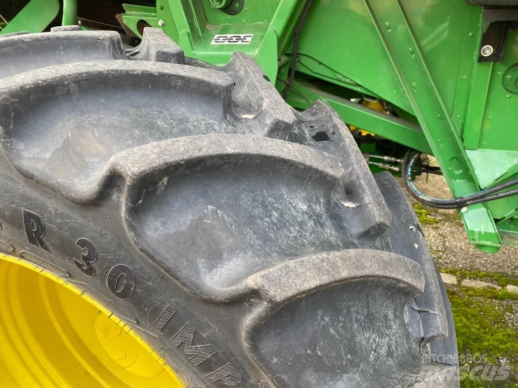 John Deere T560 HM Combine harvesters