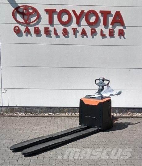 Toyota LPE 250 Low lifter