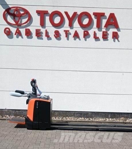 Toyota LPE 250 Low lifter