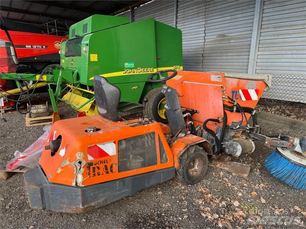  Tucheltrac Trio Other livestock machinery and accessories