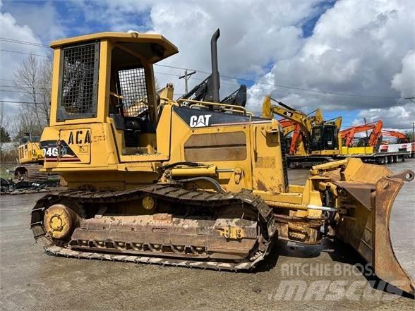 CAT D4G Crawler dozers
