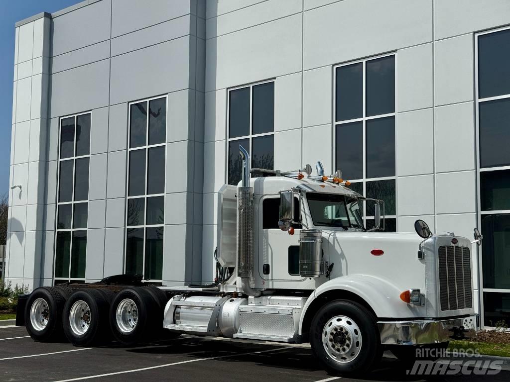 Peterbilt 367 Prime Movers