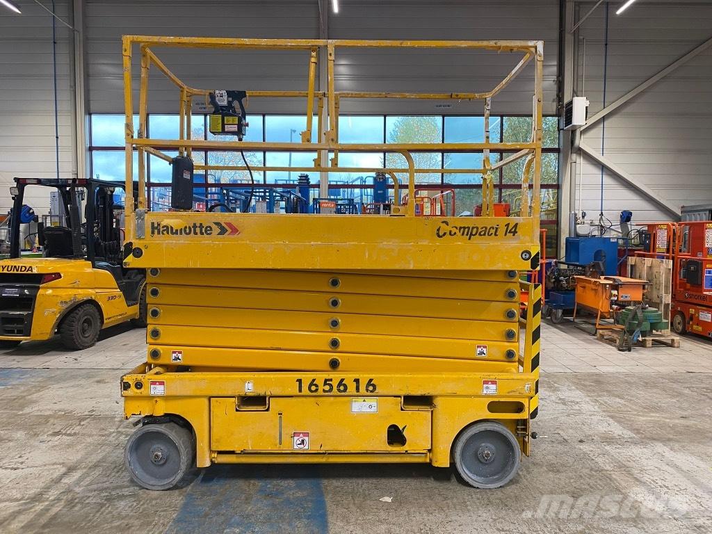 Haulotte Compact 14 Scissor lifts