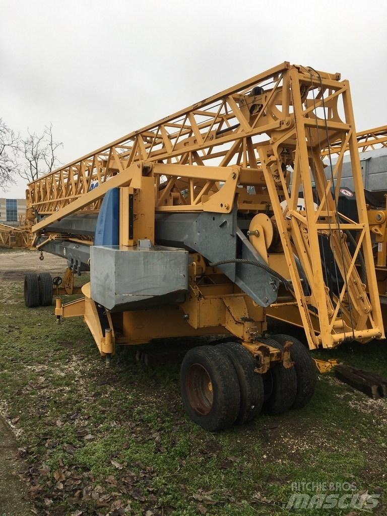 Potain IGO 36 Self-erecting cranes