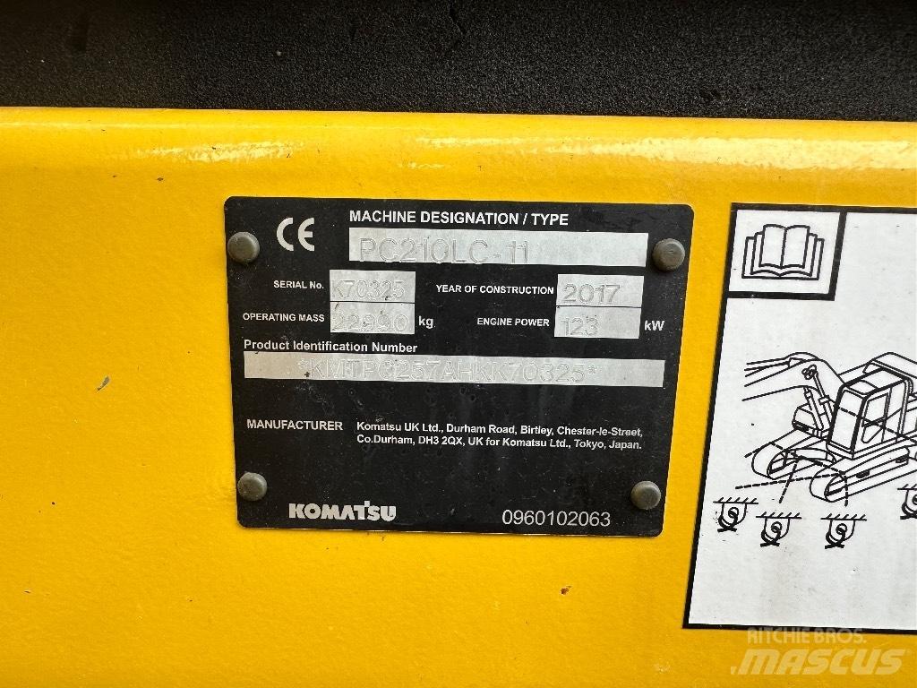 Komatsu PC 210 LC-11 Crawler excavators