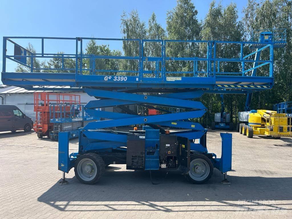 Genie GS 3390 RT Scissor lifts
