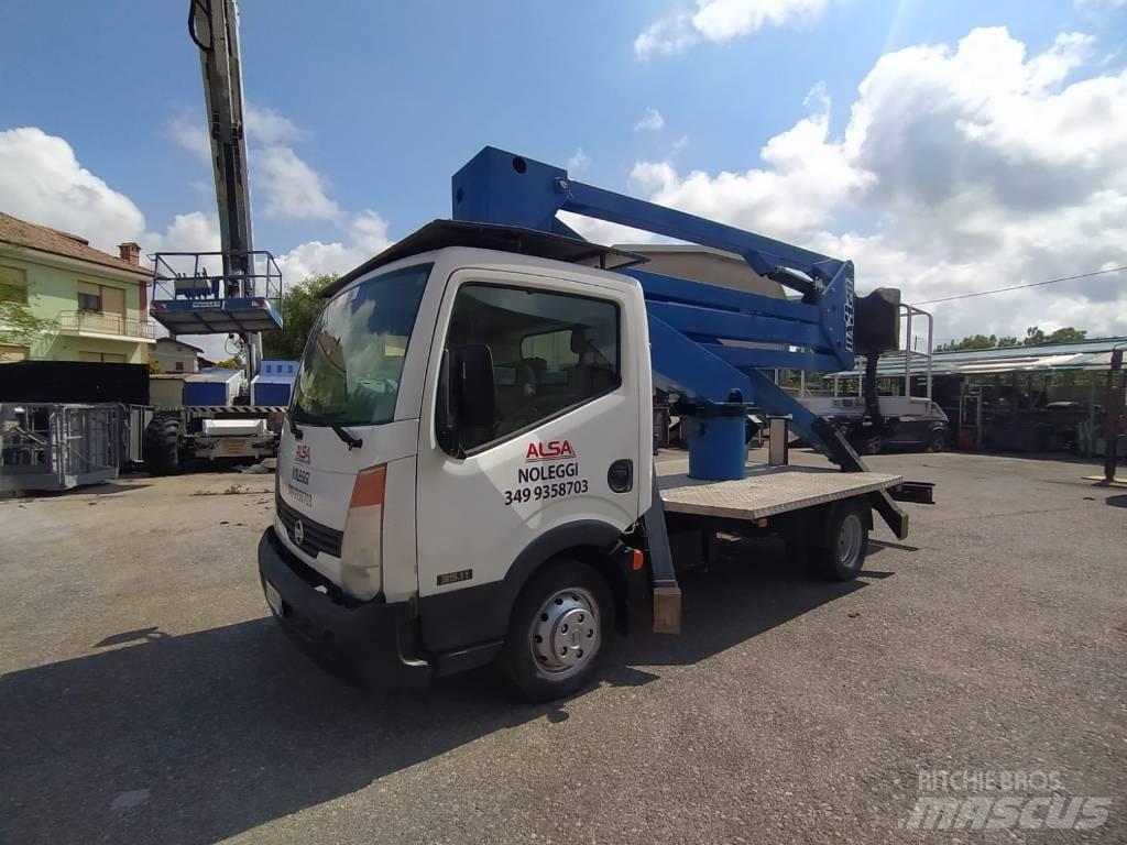 Socage DA 320 Truck mounted platforms