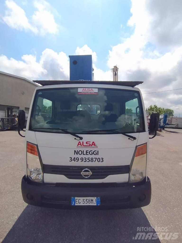 Socage DA 320 Truck mounted platforms