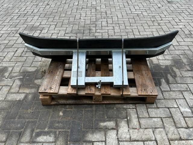  Rubberschuif 1,67 M Snow blades and plows