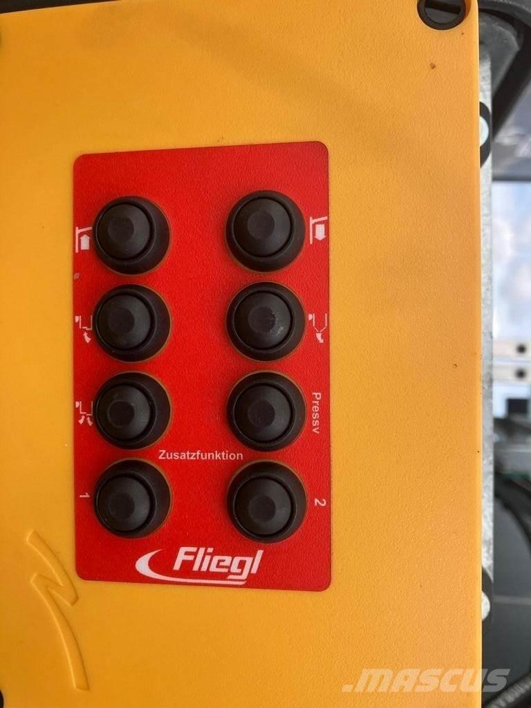 Fliegl ASS 298 Farm machinery