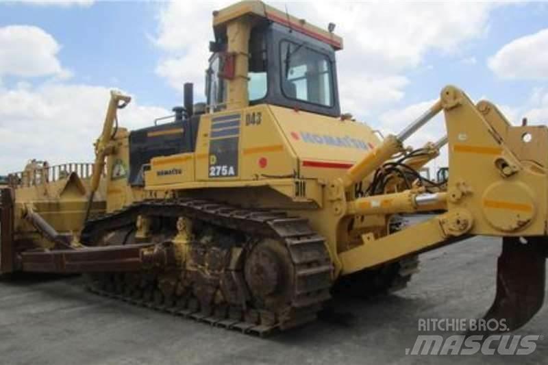 Komatsu D275A-5 Crawler dozers