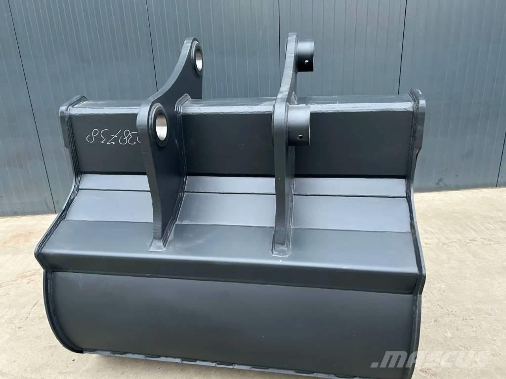 Hitachi ZX360 1.60m Buckets