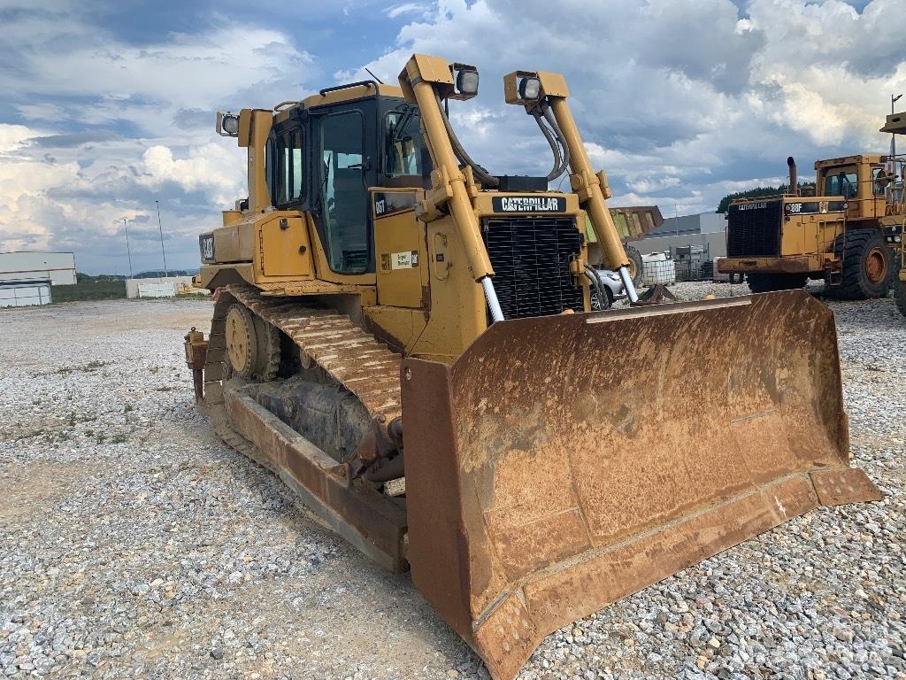 CAT D 6 T Crawler dozers